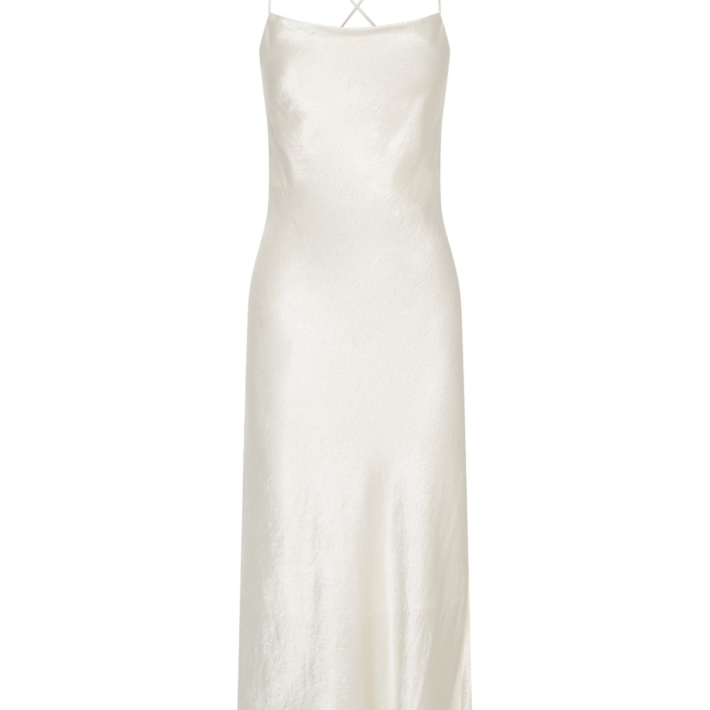 Third Form Crush Bias Cowl Slip